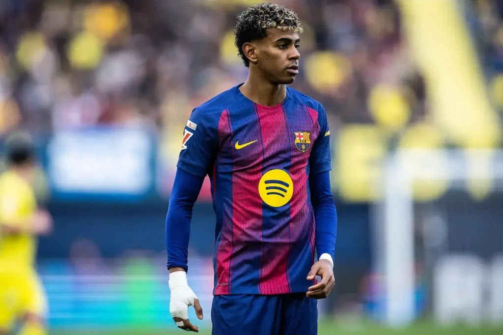Lamine Yamal responde a comparações com Cristiano Ronaldo: ‘quero construir o meu próprio caminho