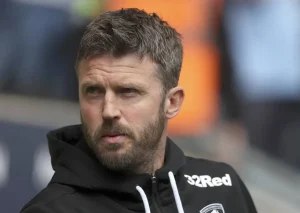 Michael Carrick recebe dupla motivação antes da estreia no derby do Man Utd