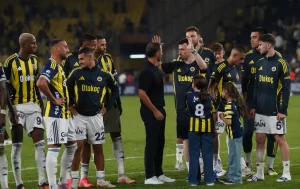“Fenerbahçe duo sentenced to suspended sentence for attacking Galatasaray official.”