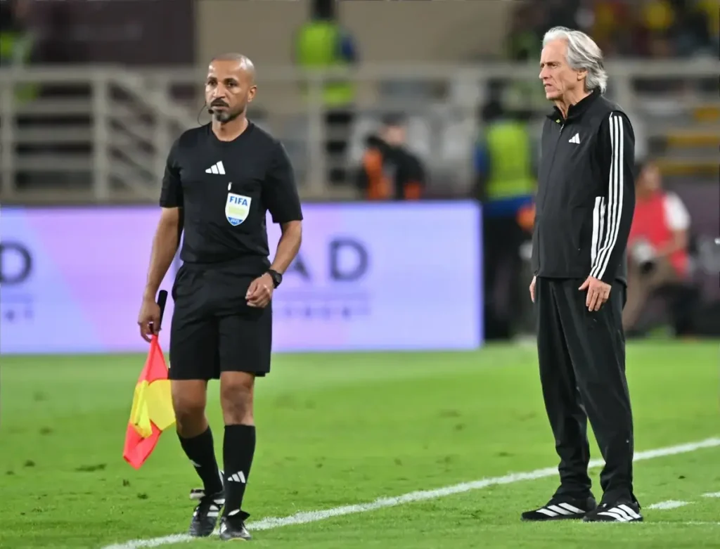 Jorge Jesus garante que não está preocupado com a falta de golos de João Félix