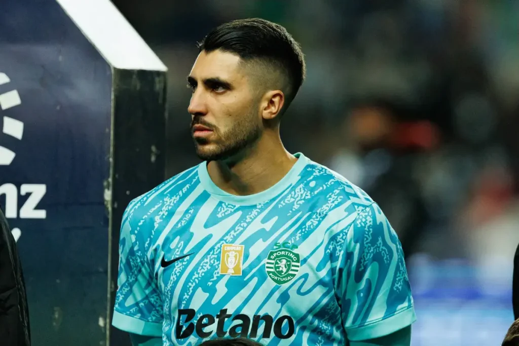 Rui Silva torna-se a inesperada estrela da baliza do Sporting