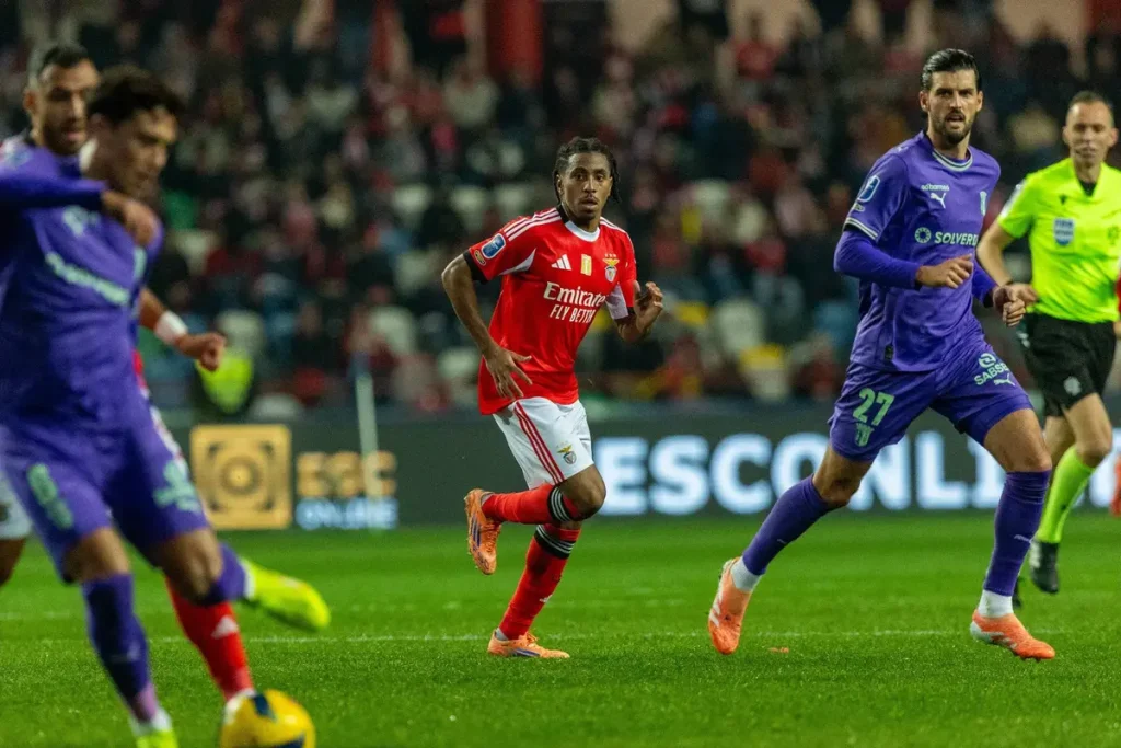 Dérbi entre Benfica e Sporting nos oitavos da champions pode tornar-se realidade