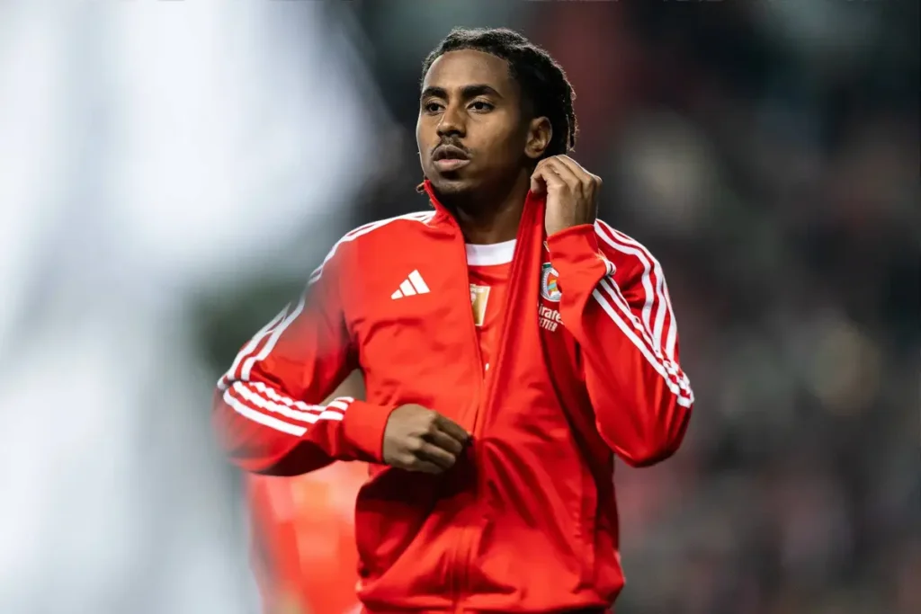 “Benfica fine-tunes strategies in the last training session before the classic at the Dragon.”