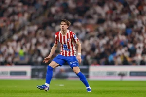 Tottenham entra na corrida por meio-campista do Atlético de Madrid