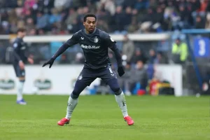 Arsenal deve contratar o irmão gémeo de Jurrien Timber para a equipa?