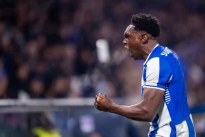 Samu exibe símbolo do FC Porto e manda recado a Pavlidis: “respeita”