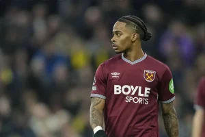 Spurs miram estrela do West Ham que os desmantelou há dias