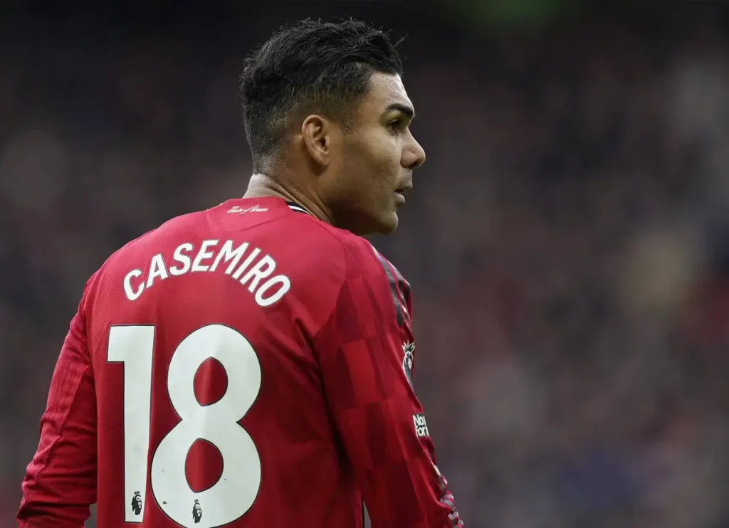 Casemiro prepara-se para deixar o Manchester United no verão