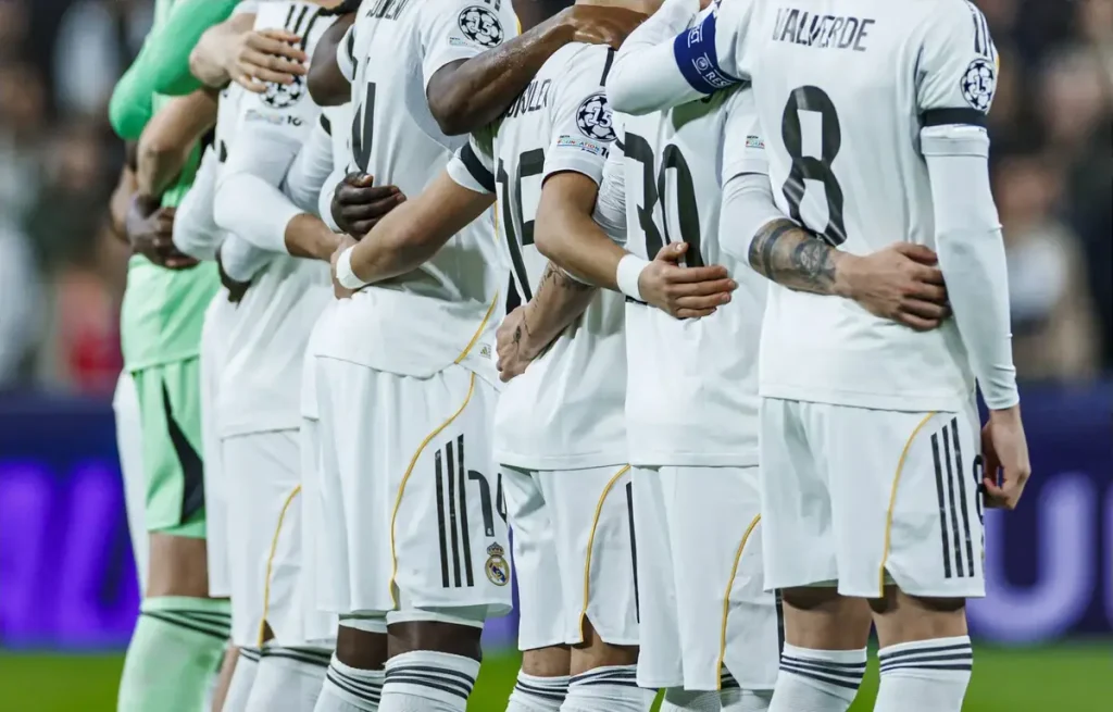 Real Madrid breaks records with projected revenue of 1.2 billion for 2025.