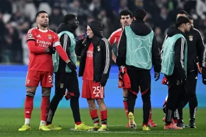 Benfica suffers a bitter defeat at Juventus and leaves questions in the air.