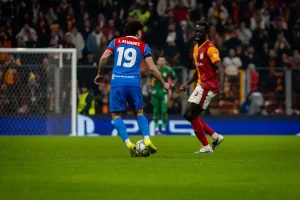 Giuliano defends Alvarez after Atlético de Madrid’s draw with Galatasaray.