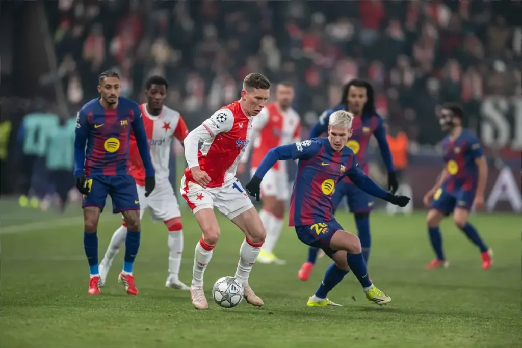 Flick elogia o espírito do Barcelona na reviravolta contra o Slavia Praga