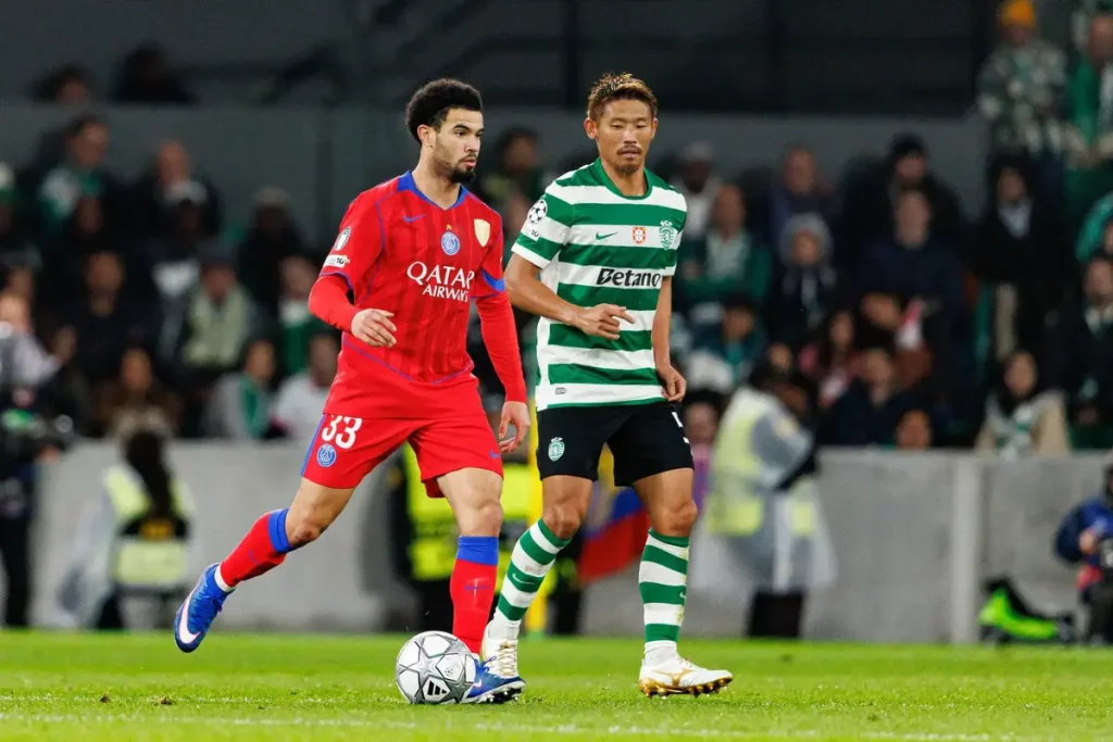 Morita luta por espaço no meio-campo e promete mostrar valor no Sporting