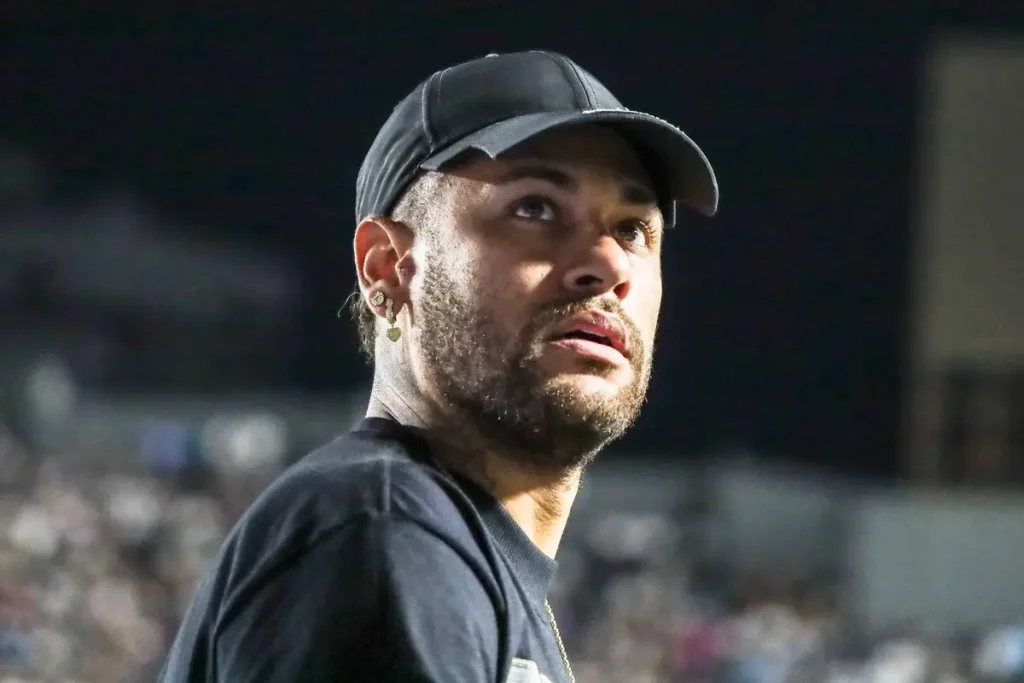 “Neymar surprises with return to training after impressive surgery.”