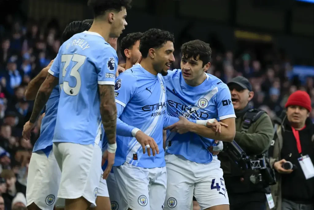 Aston Villa e Tottenham em disputa por estrela do Manchester City em saída