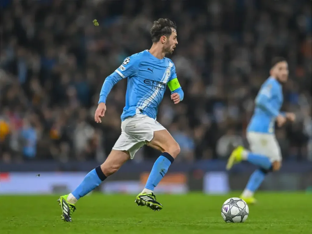 Man City defeats Galatasaray and secures a place in the Champions League knockout stage.