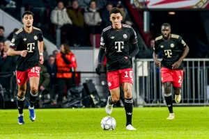 Musiala brilha e marca na estreia da temporada enquanto Bayern vence PSV
