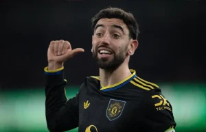 Bruno Fernandes revela decisão de transferência após saída de Carrick no man utd