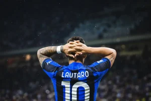“Inter without excuses and Juventus looking for a miracle in the league.”