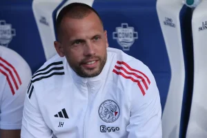 Assistentes do Tottenham despedidos com Igor Tudor a reformular a equipa técnica toda