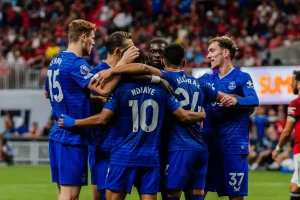Everton is facing difficulties in overcoming the revitalized Manchester United under Carrick.