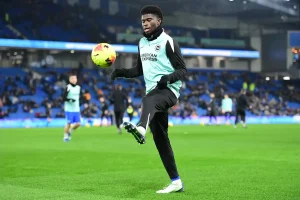 Manchester United mira médio que pode custar mais de 100 milhões de libras