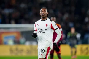 Rafael Leão partilha celebração viral de cunha com rumores de transferência para o Manchester United