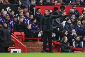 Silva mantém otimismo após derrota dramática do Fulham com o man utd