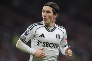 Fulham recusa proposta do Everton por Wilson e agita o mercado