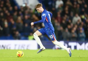 Chelsea poderá aceitar transferência de Cole Palmer para o Manchester United em troca recorde sob uma condição