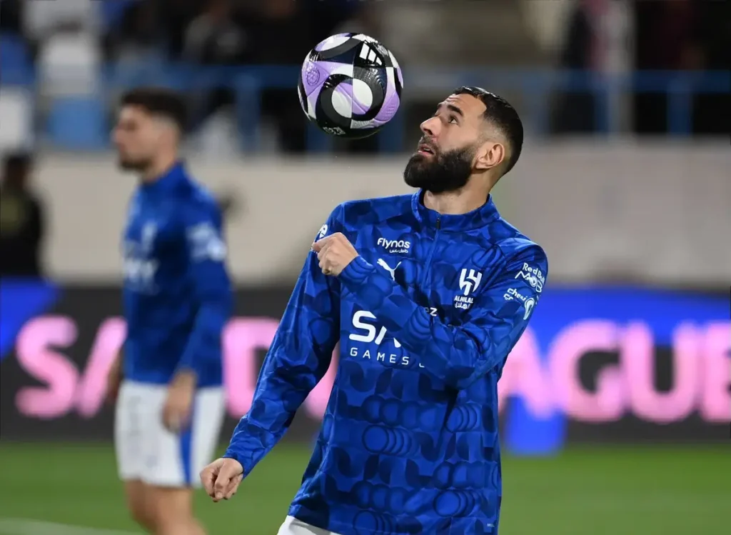 Benzema quebra o silêncio sobre saída do Al Ittihad e deixa aviso