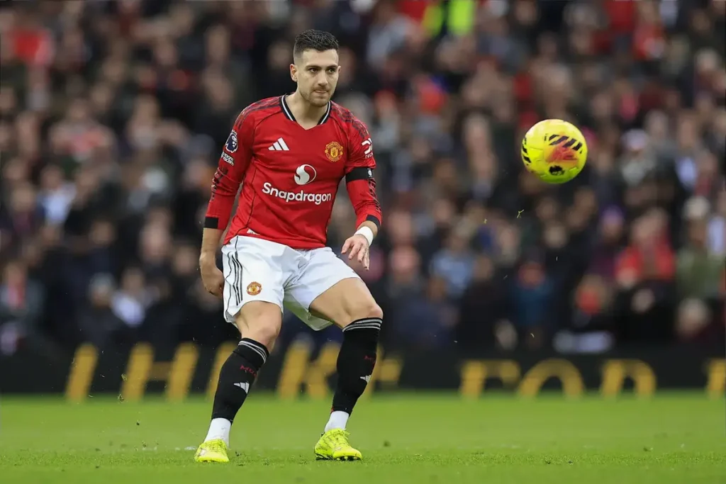Diogo Dalot faz afirmação ousada sobre o ex-estrela do United Anthony Martial
