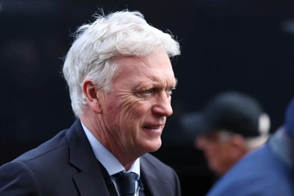 Moyes afirma que o sucesso de um treinador é apenas permanecer no futebol