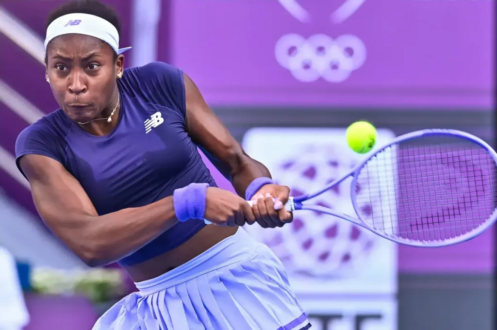Coco Gauff surprised by Cocciaretto on her return to Doha.