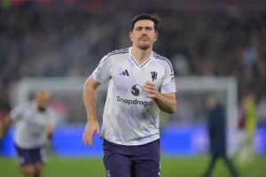 David Moyes wants to sign Harry Maguire, former captain of Manchester United.