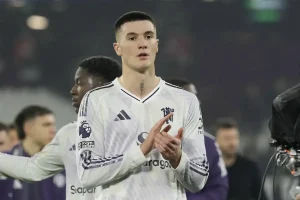 “Benjamin Sesko should be a starter at United, but there may be a problem.”