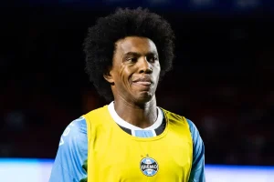 Willian revela que José Mourinho sabe extrair o melhor de cada jogador