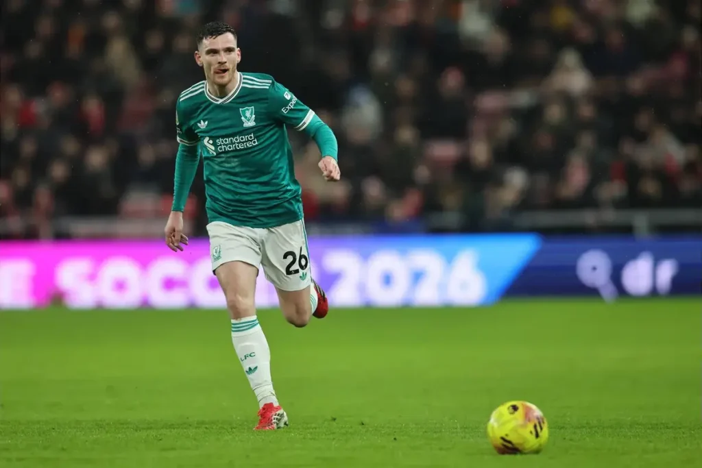 Aston Villa de olho em Andrew Robertson do Liverpool
