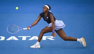 Coco Gauff responde a polémica sobre penalizações após saídas de Sabalenka e Swiatek