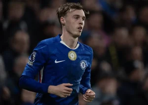 Chelsea faces Burnley with Cole Palmer returning to the starting lineup.