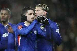 Garnacho a caminho de repetir sucesso enquanto estrela do Chelsea fica ofuscada