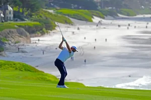 Scottie Scheffler enfrenta dúvidas após a terceira ronda no Pebble Beach Pro-Am