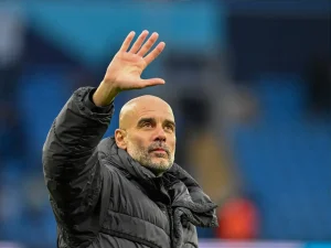 Guardiola critica desempenho medíocre do Manchester City, mesmo com vitória
