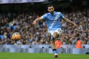 Man City avança na FA Cup com triunfo sobre Salford City