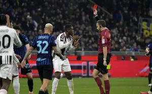 Inter e Juventus em polémica: Especialistas falam em ‘erro grave’ no cartão vermelho de kalulu