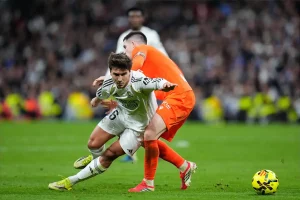 Real Madrid vence Real Sociedad e assume a liderança na LaLiga