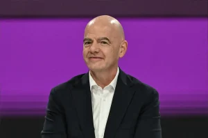 Presidente da FIFA reagiu ao incidente de racismo com vinícius: “chocado e triste”