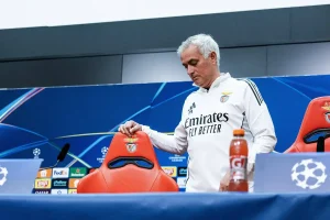 Mourinho rules out a miracle against Real Madrid: “They are two gigantic clubs.”