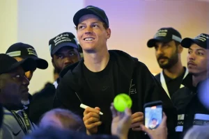 Jannik Sinner e a sua inesperada dupla em Indian Wells enfrentam contrariedade