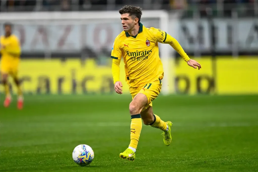 Gigantes europeus lutam para manter alvo do Liverpool perante interesse crescente da Premier League